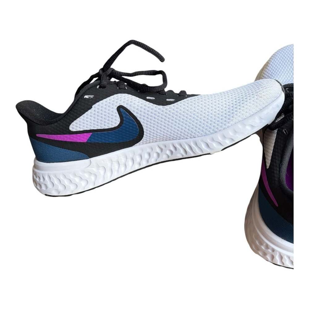 Nike Women's Revolution 5 Running Shoes White/Valerian Blue BQ3207-102 - Picture 2 of 10
